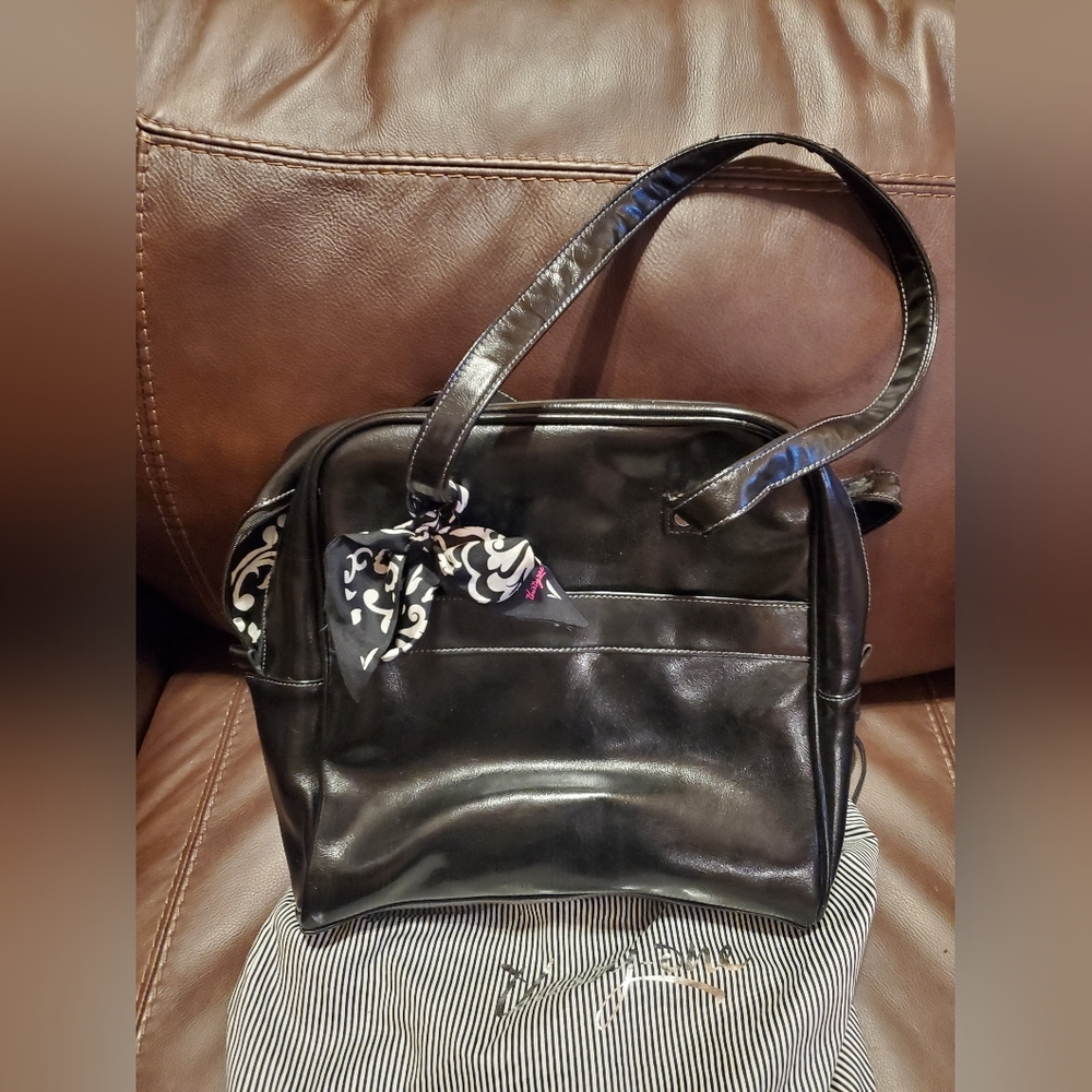 NEW! Thirty-One Leather Purse